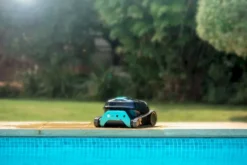 Dolphin Liberty 200 Zwembadrobot 15 Dolphin Liberty 200 Zwembadrobot -Zwembad Tuin 1900 2849 liberty200 300 400 4 2