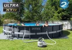 Intex Ultra Frame XTR Pool - 610 X 122 Cm - Met Zandfilterpomp En Accessoires -Zwembad Tuin 26334gn sfeerafbeelding met accessoires