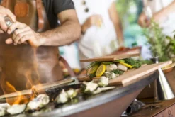 OFYR Island Corten 85 Teak Wood -Zwembad Tuin 800 1200 ofyr locatie shoot2295