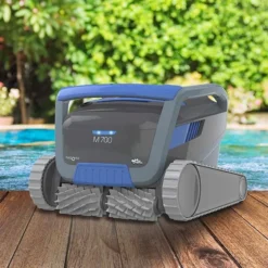 Dolphin Supreme M700 PRO Zwembadrobot -Zwembad Tuin 900 900 dolphin m700 zwembadrobot 3 2