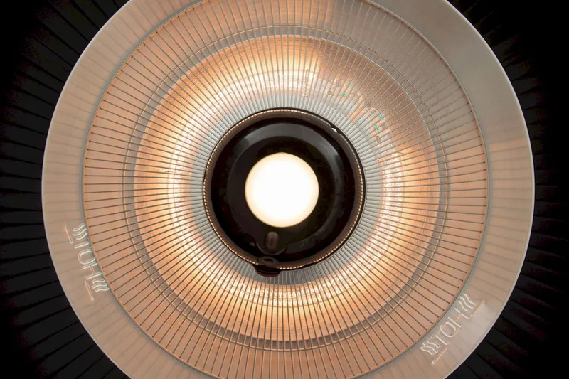 Sunred Heater Artix Hanging 1800 Terrasverwarmer Zwart 4 Sunred Heater Artix Hanging 1800 Terrasverwarmer Zwart - Afbeelding 4