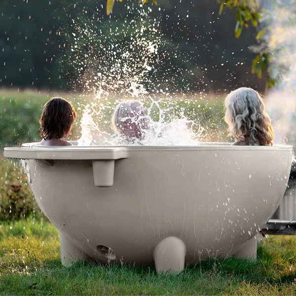 Weltevree Dutchtub Original Houtgestookte Hottub - 4 Personen - Grijs 2 Weltevree Dutchtub Original Houtgestookte Hottub - 4 Personen - Grijs - Afbeelding 2